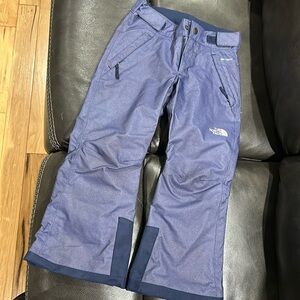Blue North Face snow pants kids XS (6). Mint shape.